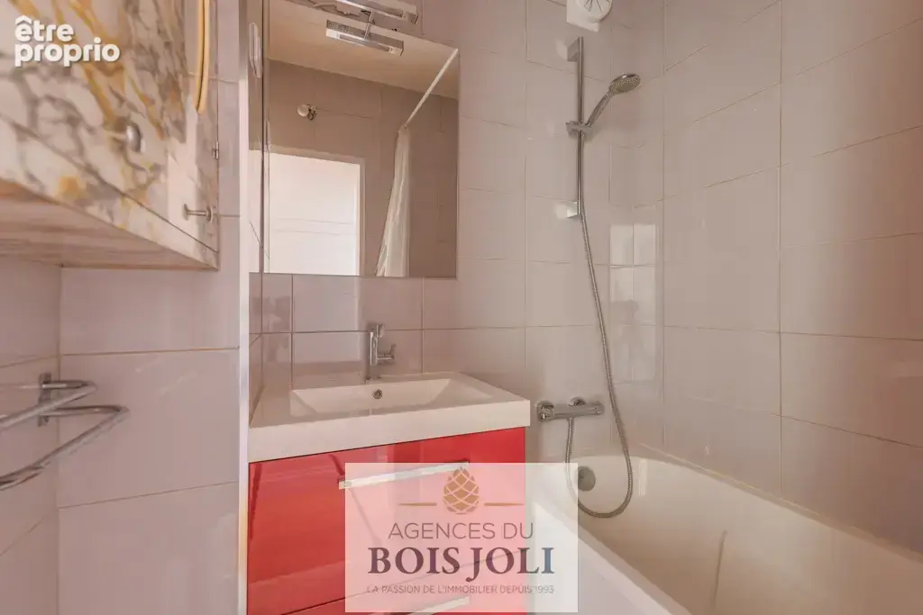 Appartement 2 pieces - proche metro et commerces - photo 8