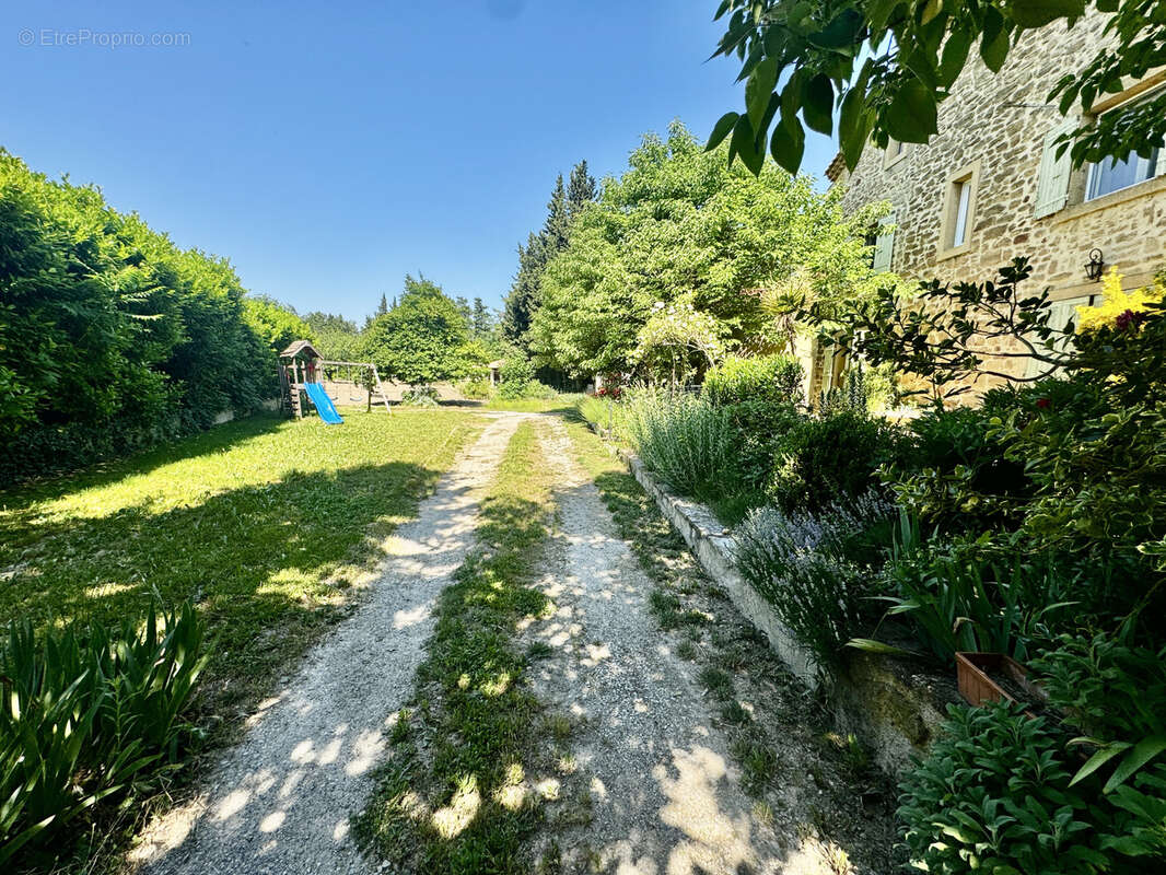 Mas provençal 356 m2 - photo 43