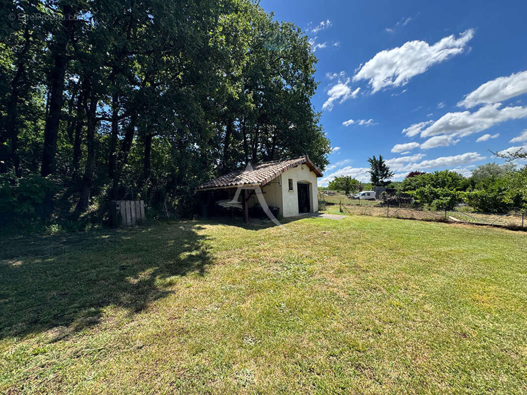 Labessiere-candeil. maison de +/- 131 m² - photo 11