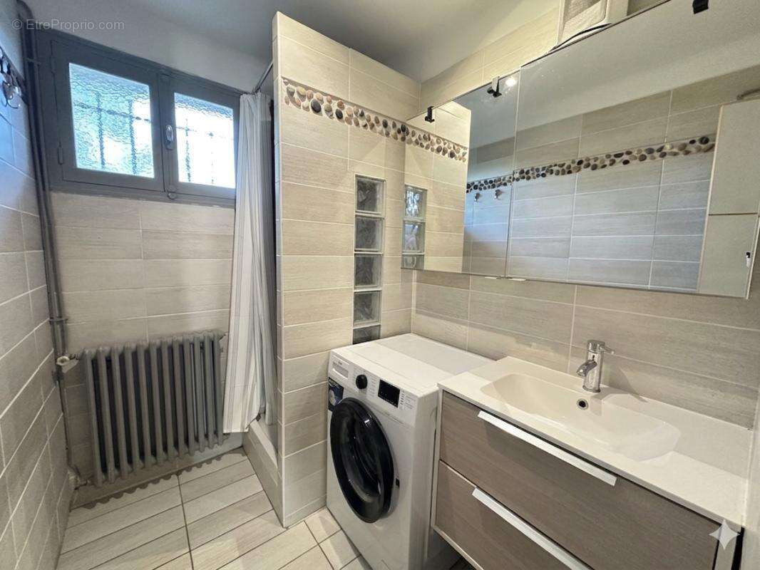 Appartement à SALON-DE-PROVENCE