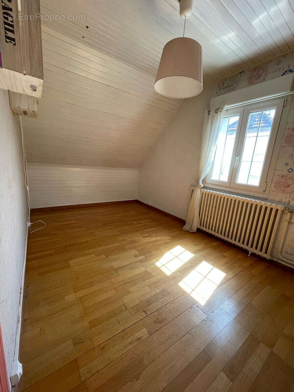 Maison 6 pièces de 120 m2 à Bollwiller - photo 9