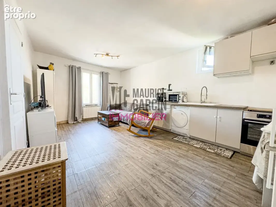 Appartement 3 pièces 60 m² à vendre à L'isle-Sur-La-Sorgue (84800) - photo 2