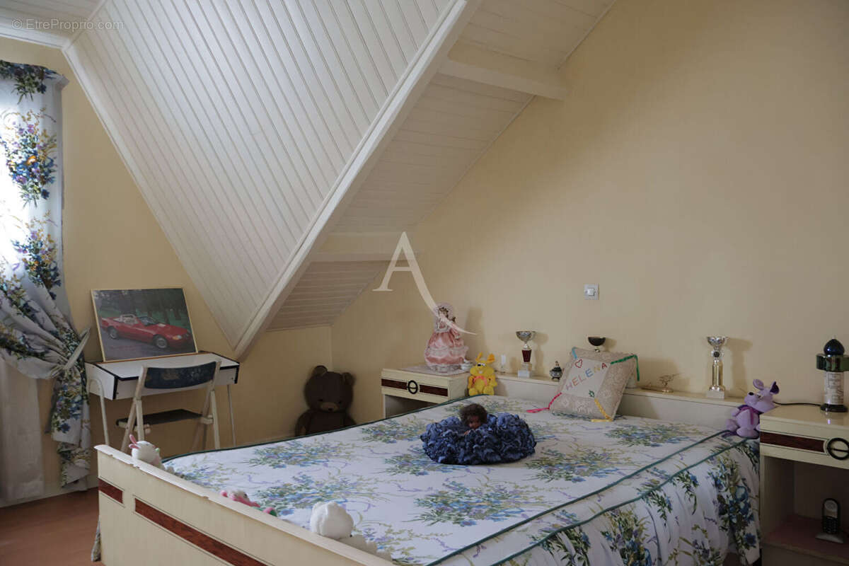 Maison à NEUILLY-SUR-MARNE