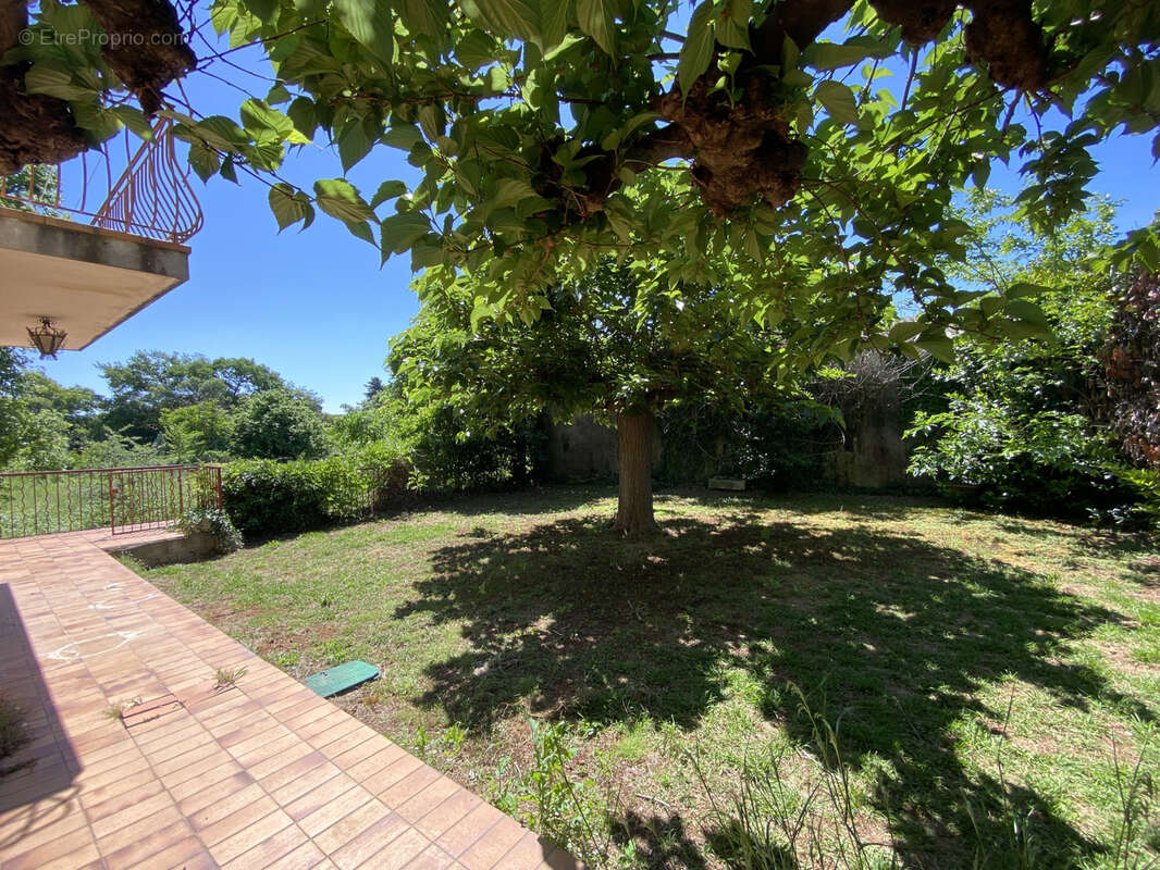 Maison à SOLLIES-VILLE