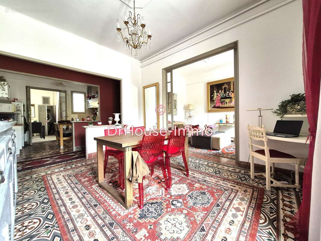 Appartement à NIMES