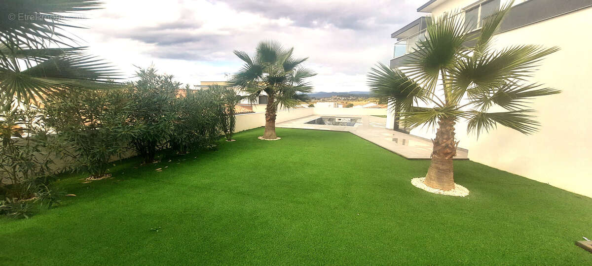 Maison à THEZAN-LES-BEZIERS