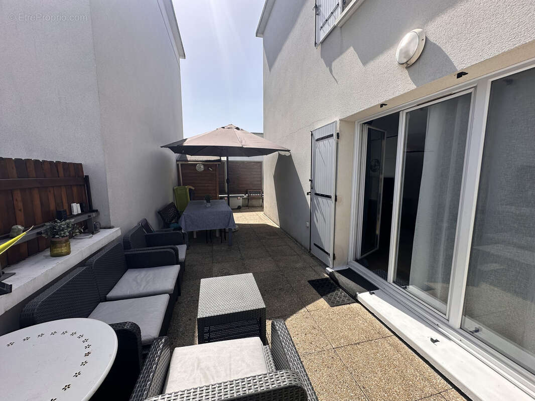 Appartement à STAINS