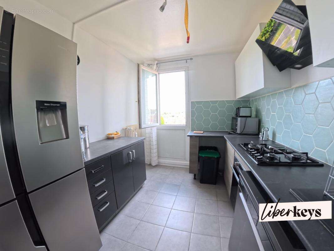 Appartement T3 70 m2 avec stationnement - photo 6