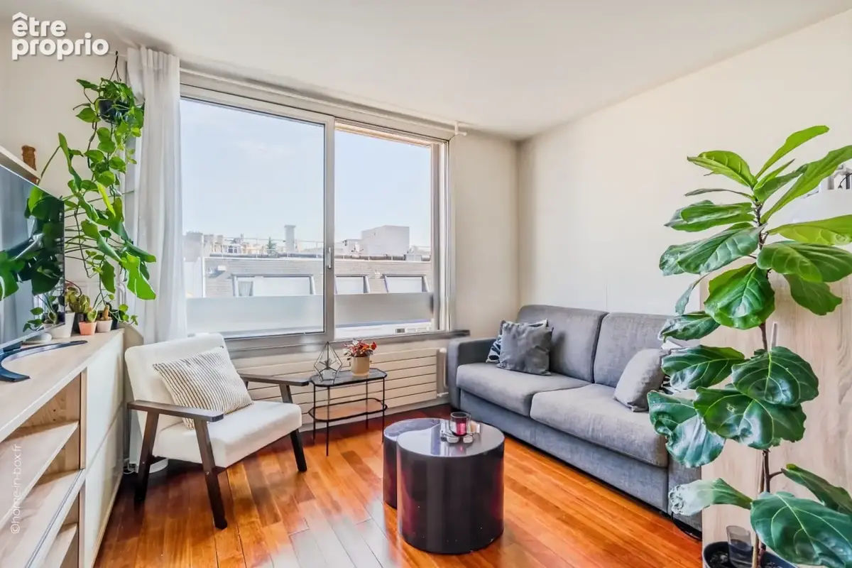 Appartement à PARIS-18E