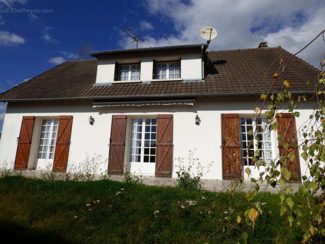 Maison à CHATEAUNEUF-EN-THYMERAIS