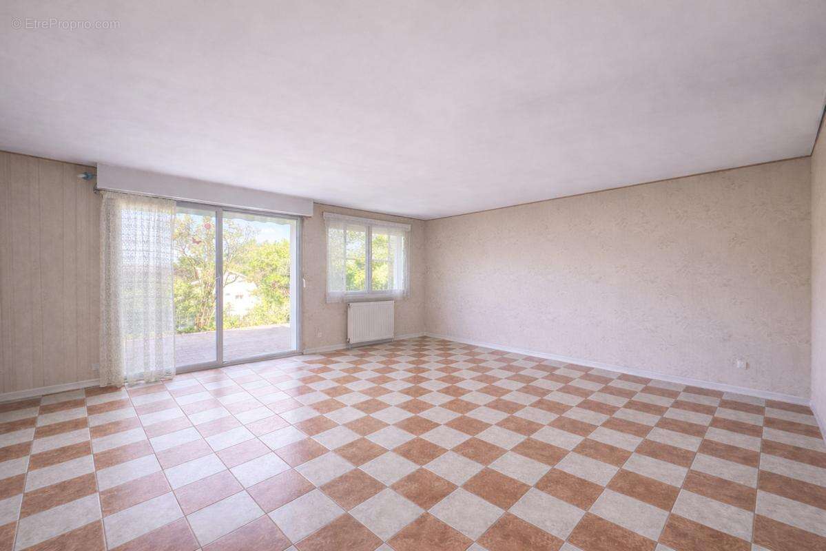 Maison à SAINT-SAVIN