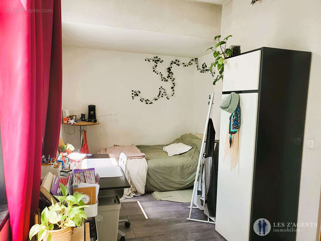 Appartement à SAINT-MARTIN-D'HERES