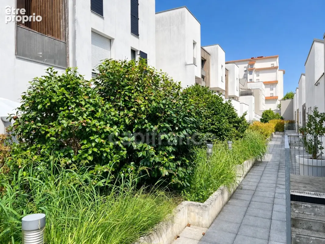Appartement T3 en duplex avec terrasse au cœur des Bassins à flot - Bordeaux (33) - photo 12