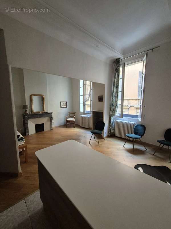 Appartement à AIX-EN-PROVENCE