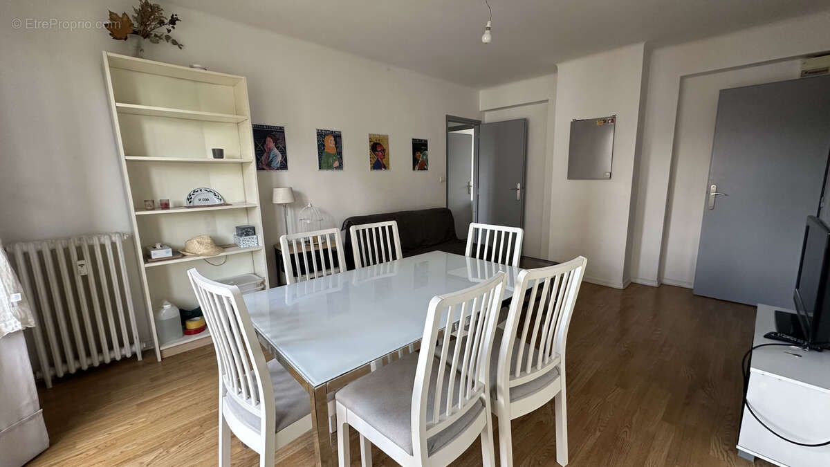 LILLE - Bois-blancs - Appartement T5 - photo 2