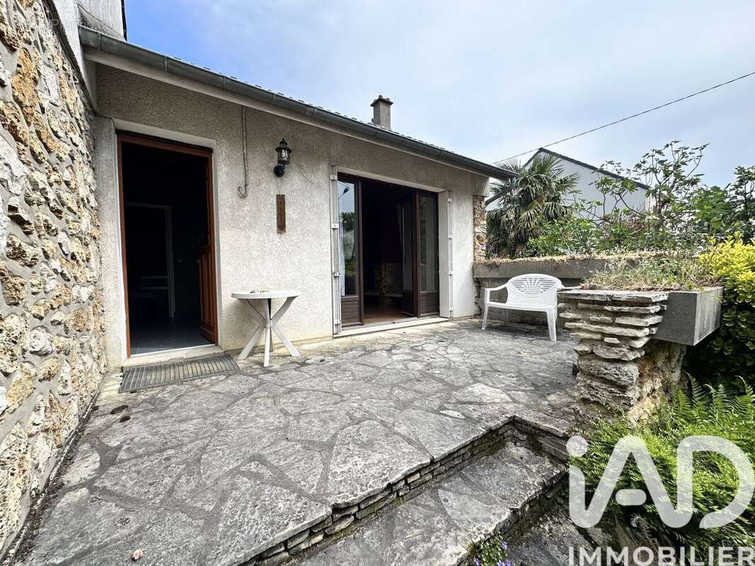 Photo 2 - Maison à RIS-ORANGIS