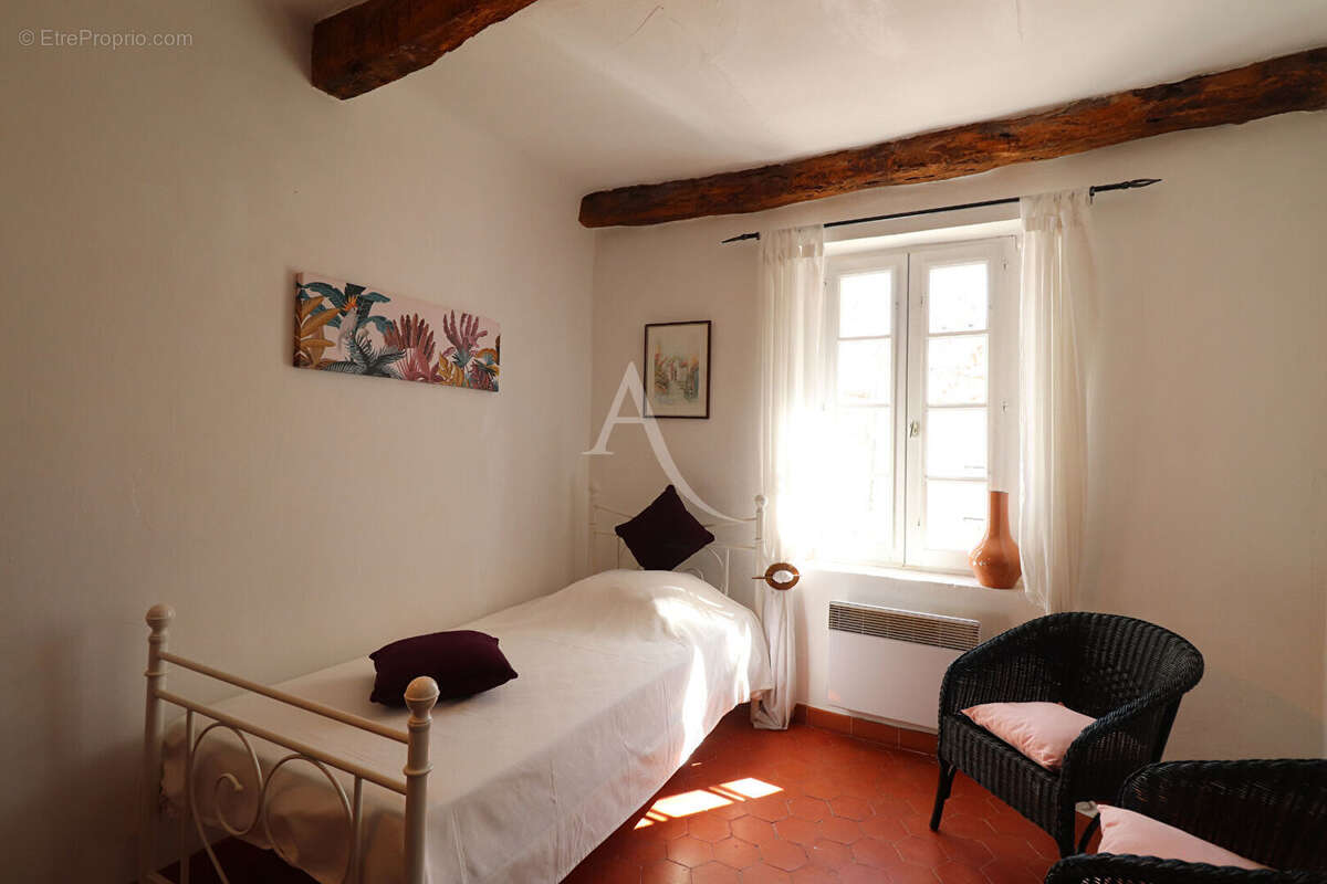Maison à QUINSON
