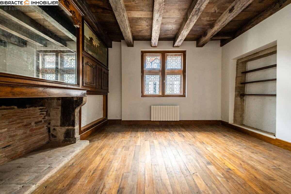 chambre - Maison à AUTUN