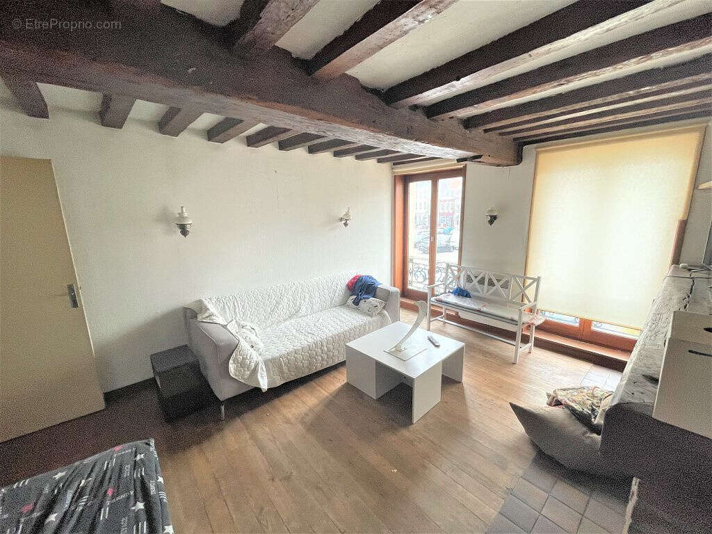 Appartement à AIRE-SUR-LA-LYS