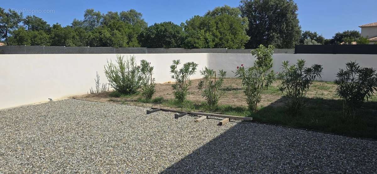 Très belle villa T4 - piscine et garage - photo 6