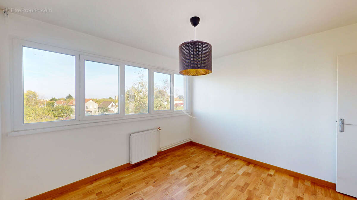 Appartement à VILLEMOMBLE