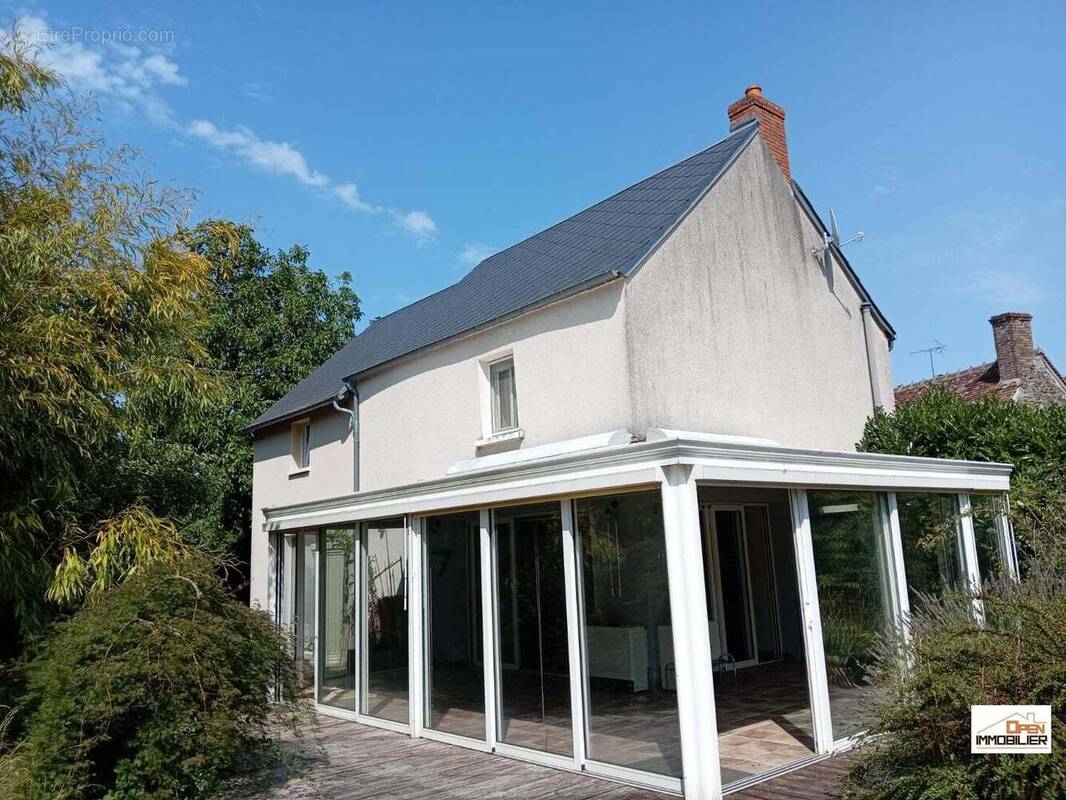 Maison à SAINT-PRIEST-LA-MARCHE