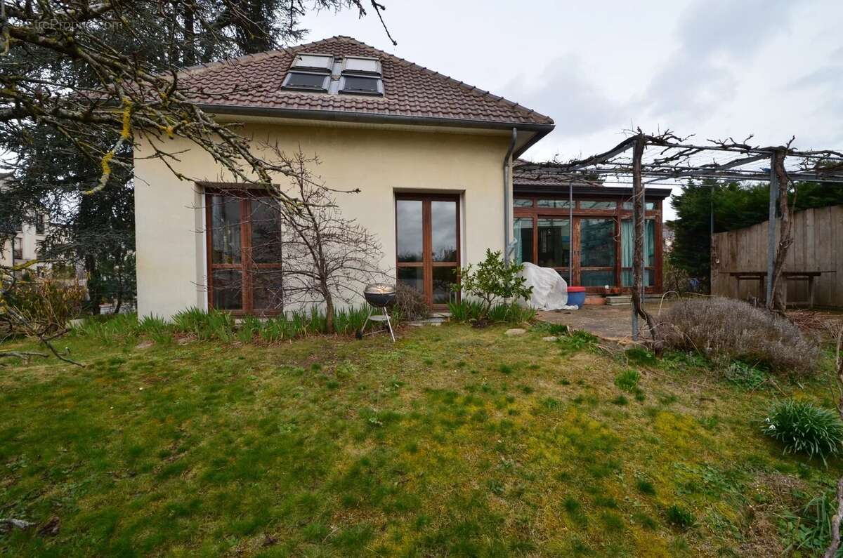 Maison à CROISSY-SUR-SEINE