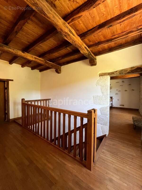 Jolie maison de campagne (320 m2, 9 pièces, 5 chambres) à vendre, sur terrain de 8500 m2, à dix minutes d'Auch (32) - photo 40