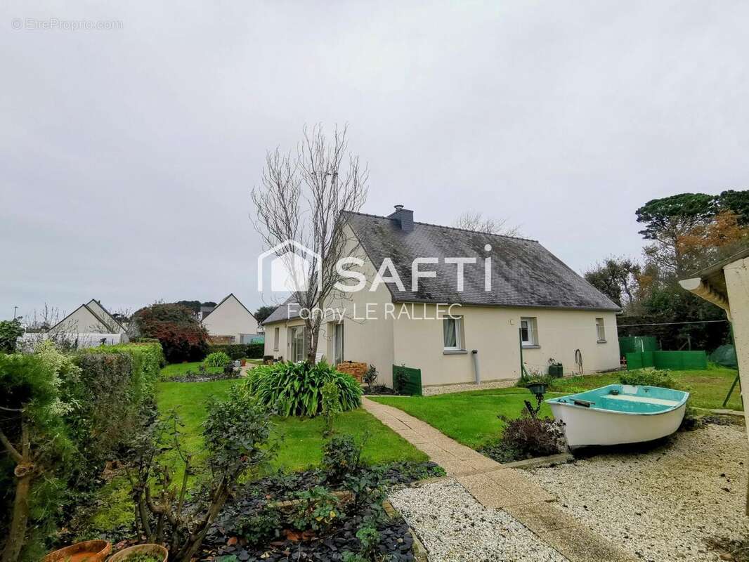 Photo 2 - Maison à PLOUGRESCANT