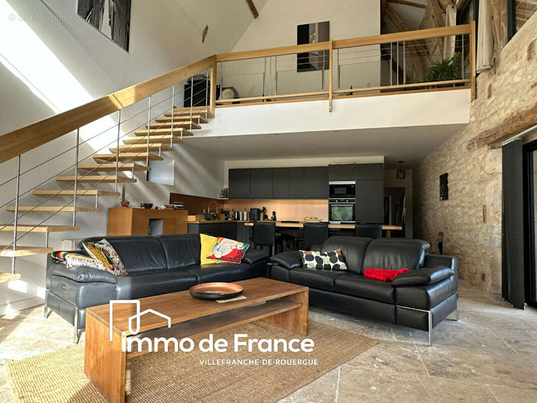 Maison à SAINT-CIRQ-LAPOPIE