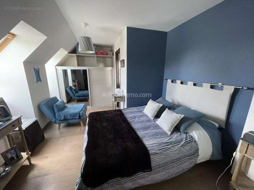 Maison à SOISY-SUR-SEINE