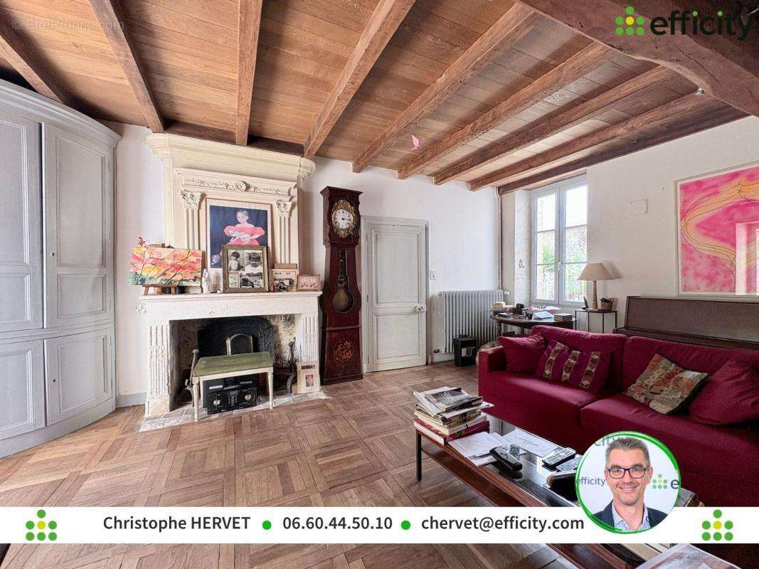 Maison 210 m² à Vindelle  - photo 8