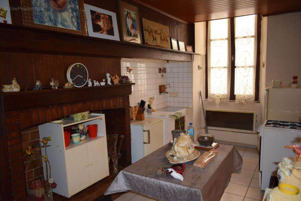 Maison à QUILLAN