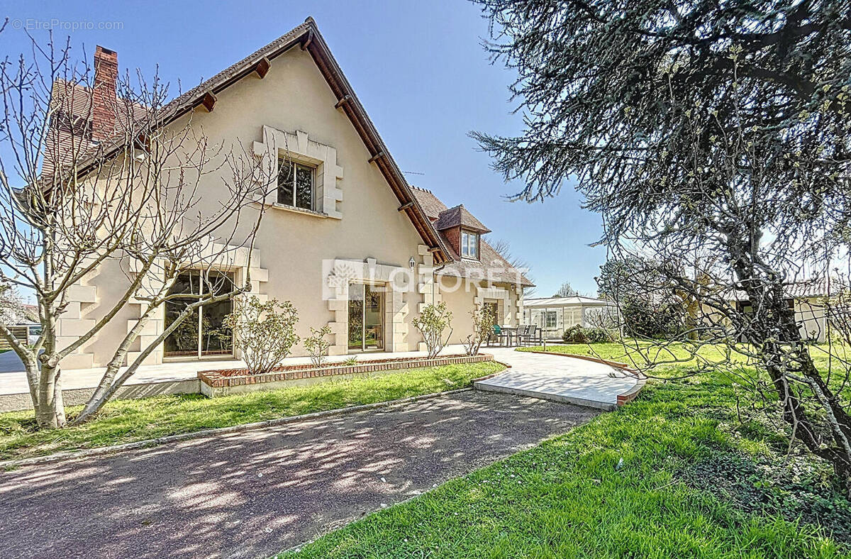 Maison à SAINT-MARCEL