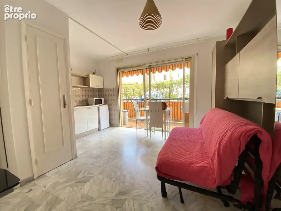 Menton gare routiere - studio  - 19.41 m2 + balcon - parking prive - photo 6