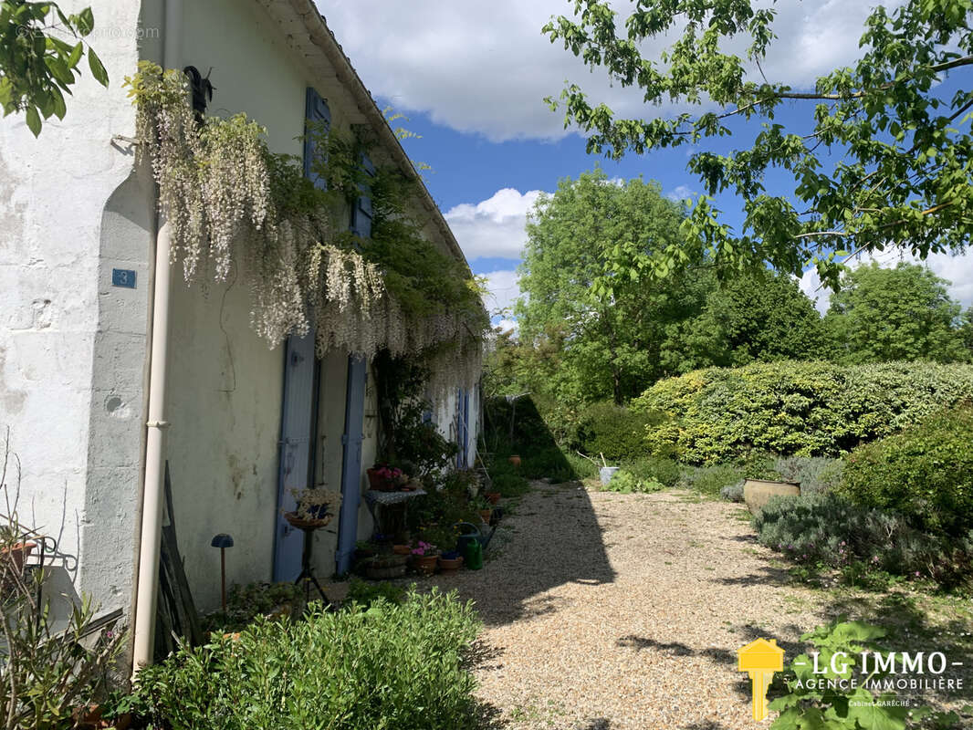 Maison à ARCES