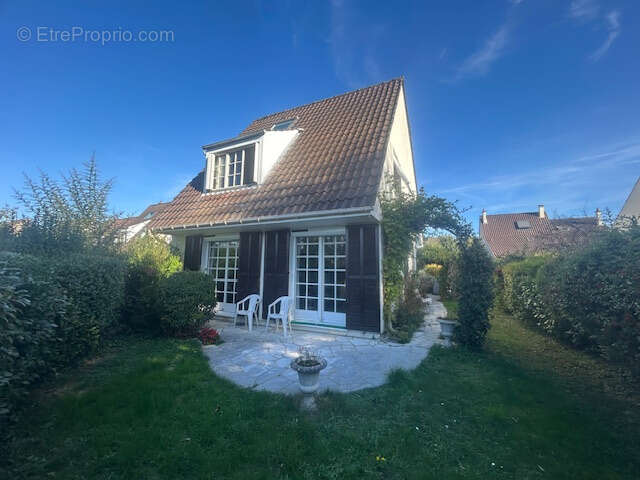 Maison à BREUILLET