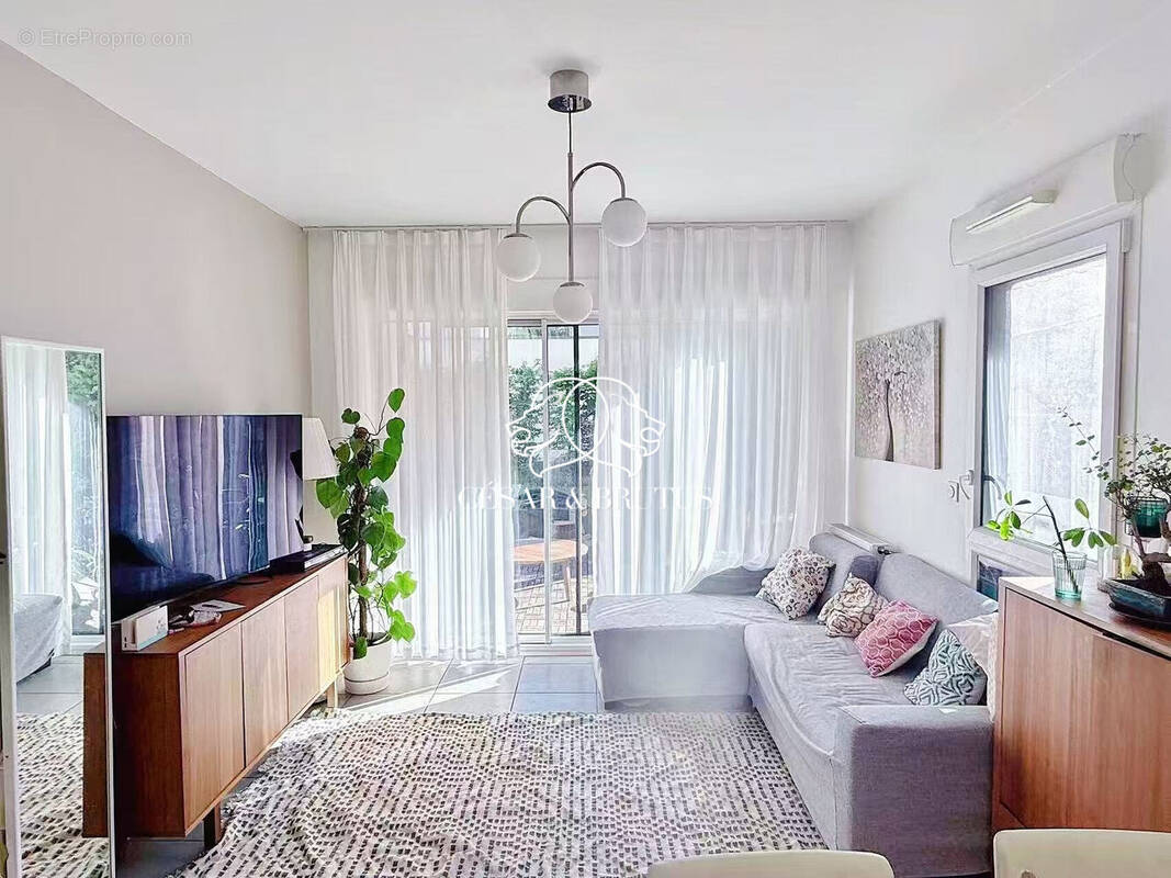 Appartement à LYON-7E