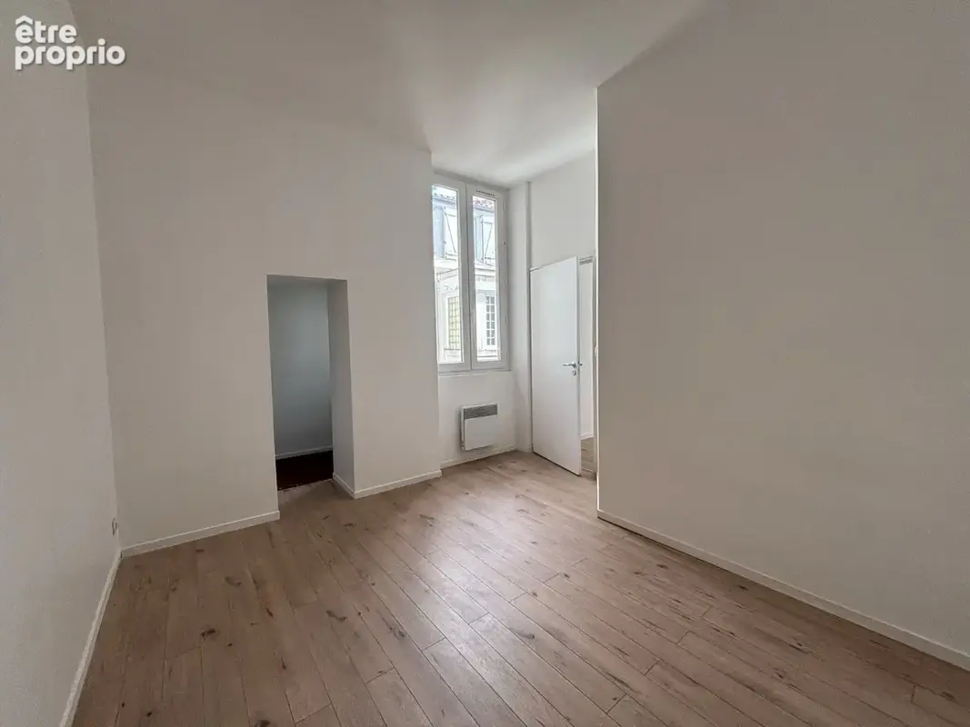 Appartement T3 51,4m2 au deuxième étage. Place Colbert - photo 9