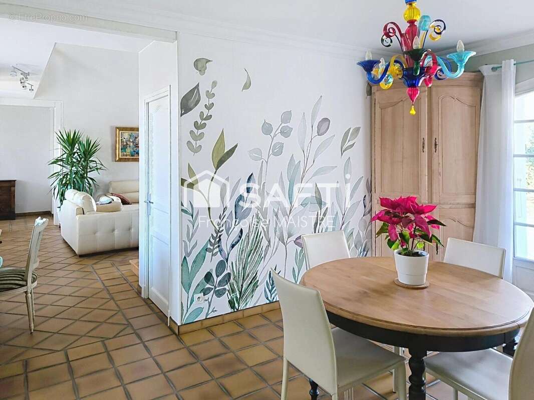 Photo 3 - Maison à CASTRES