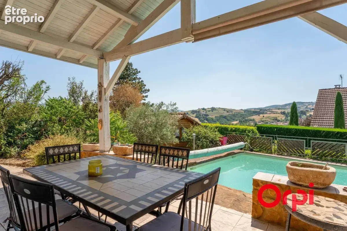 Maison familiale de 131 m² avec piscine, bureau et sous-sol complet - photo 3