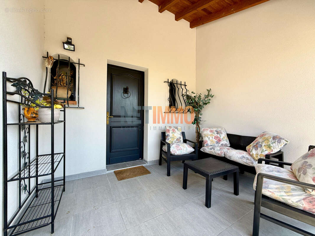 Villa T4 avec un T2 indépendant de plain-pied - photo 2