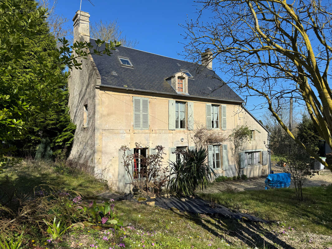 Maison à VER-SUR-MER