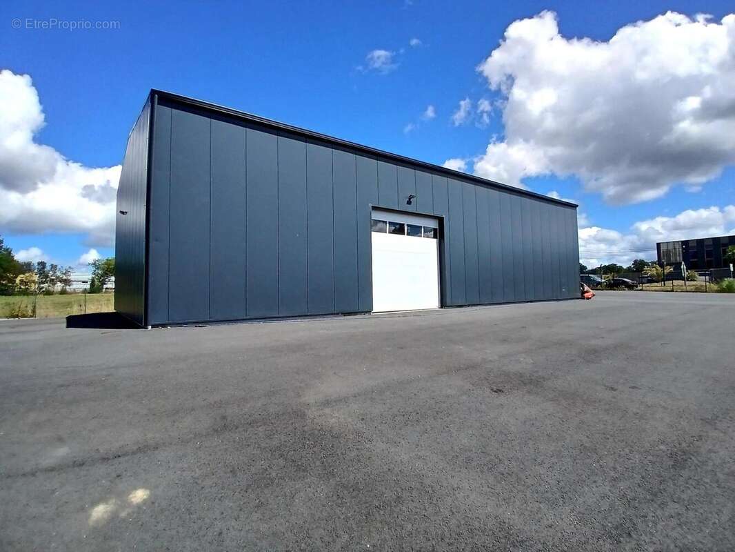 Commerce 273 m² à Plouigneau  - photo 2
