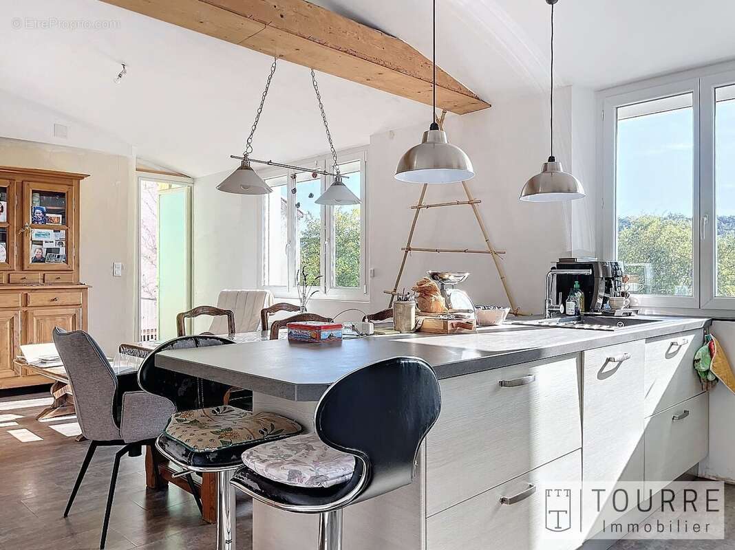 Maison à VALLON-PONT-D'ARC