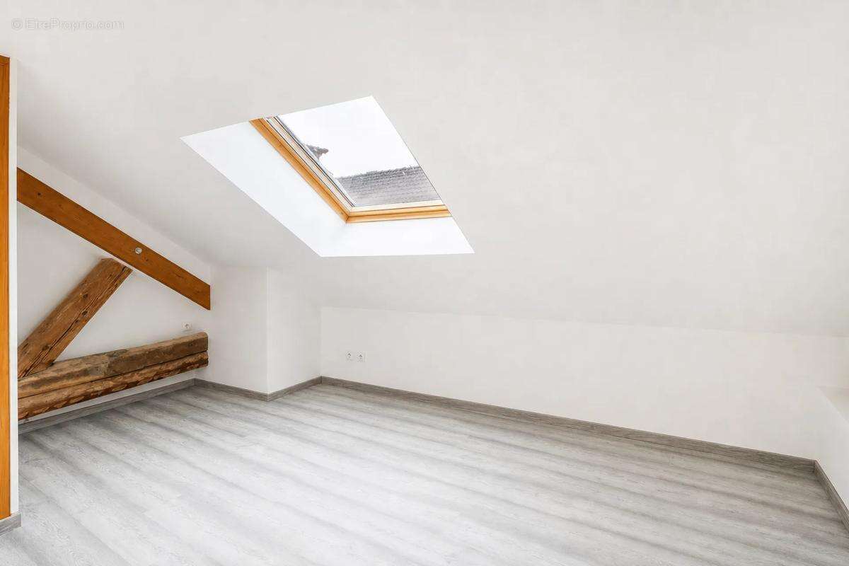 Maison de 4 pièces de 90 m² à Monthion - photo 11