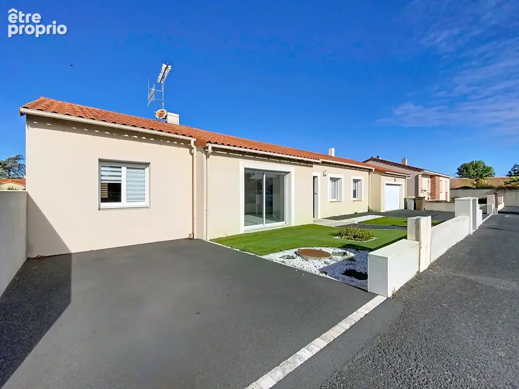 Photo Maison à Saint-Leger-Sous-Cholet au prix de 304 900€