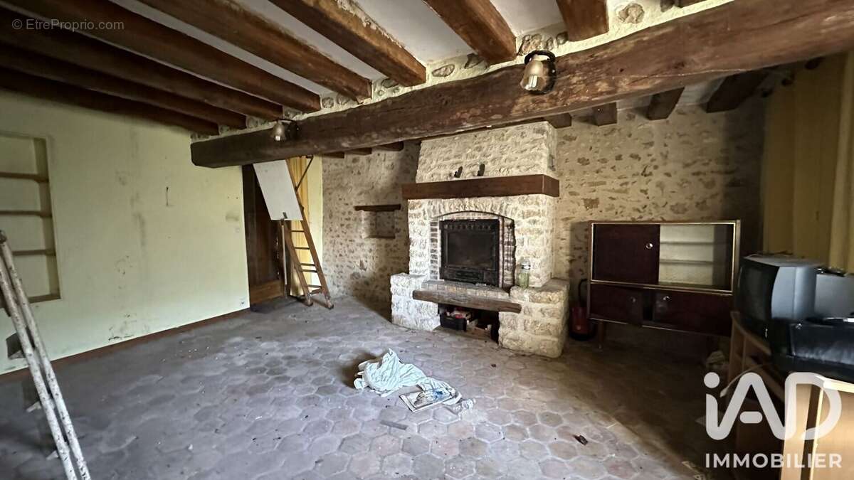 Maison 102 m² à Prefontaines  - photo 4