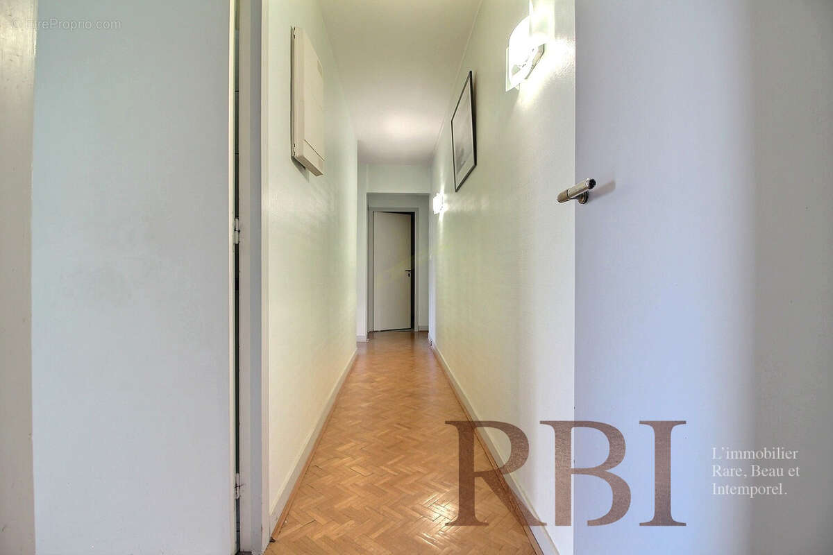 Appartement de caractère de 160m2 avec vues dégagées - photo 9