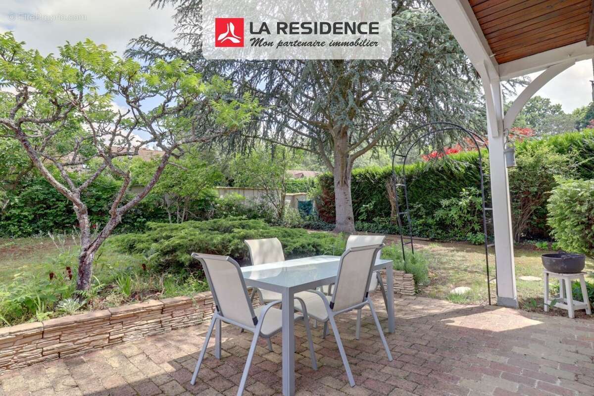 Maison à VILLIERS-SAINT-FREDERIC